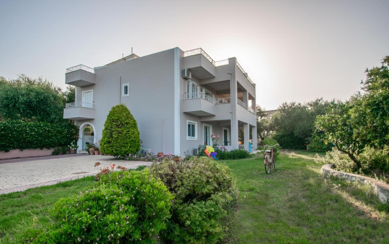 Villa Zoi Méson Yerakaríon Dış mekan fotoğraf